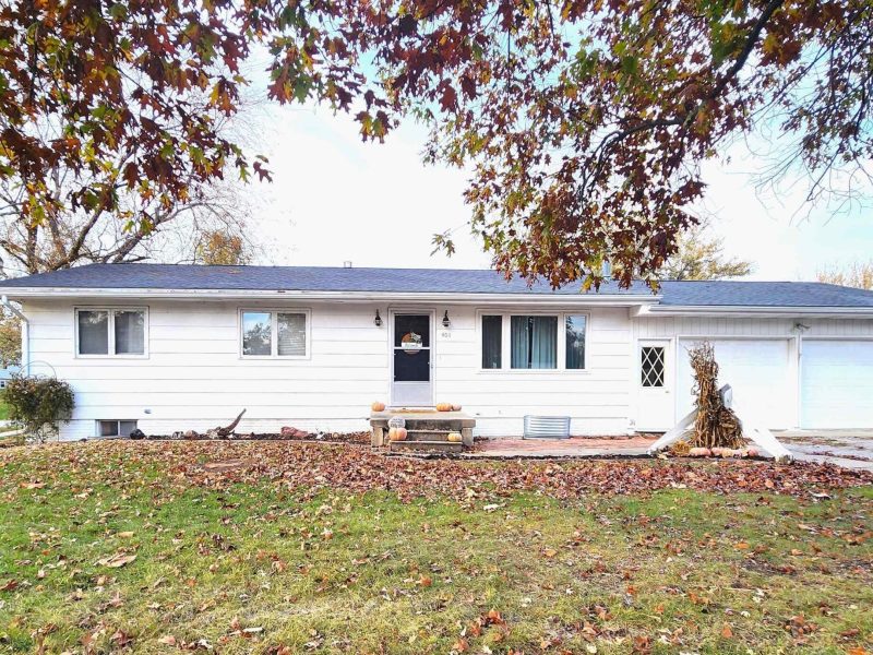 SINGLE FAMILY at 401 E Moore Street, Corydon, 50060 Iowa - Listing ID 6312895 by AndreaTilley