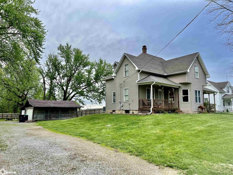 SINGLE FAMILY at 205 W North Street, Cantril, 52542 Iowa - Listing ID 6317213 by MikeWhisler