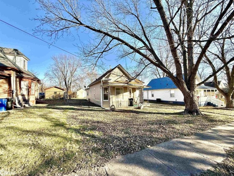 SINGLE FAMILY at 210 N Van Buren Avenue, Ottumwa, 52501 Iowa - Listing ID 6323531 by MikeWhisler